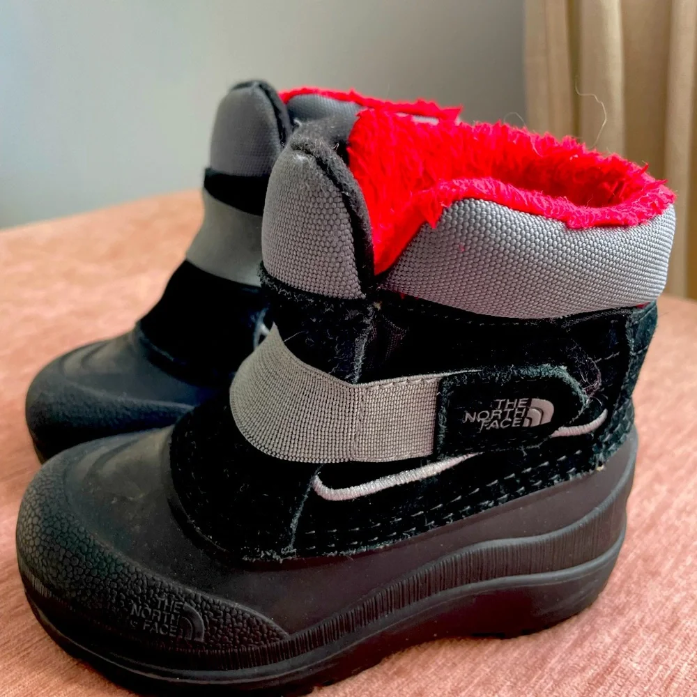 North Face baby/toddler boots - Picture 1 of 3